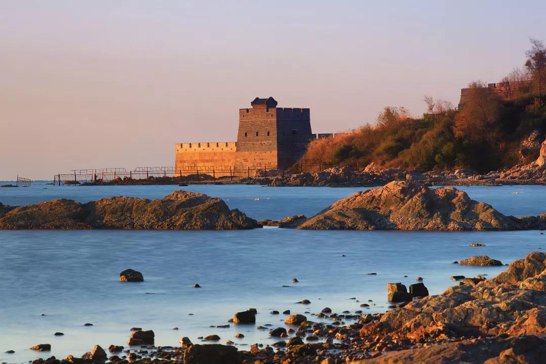 秦皇岛夏日记忆，友情与陪伴的温馨篇章